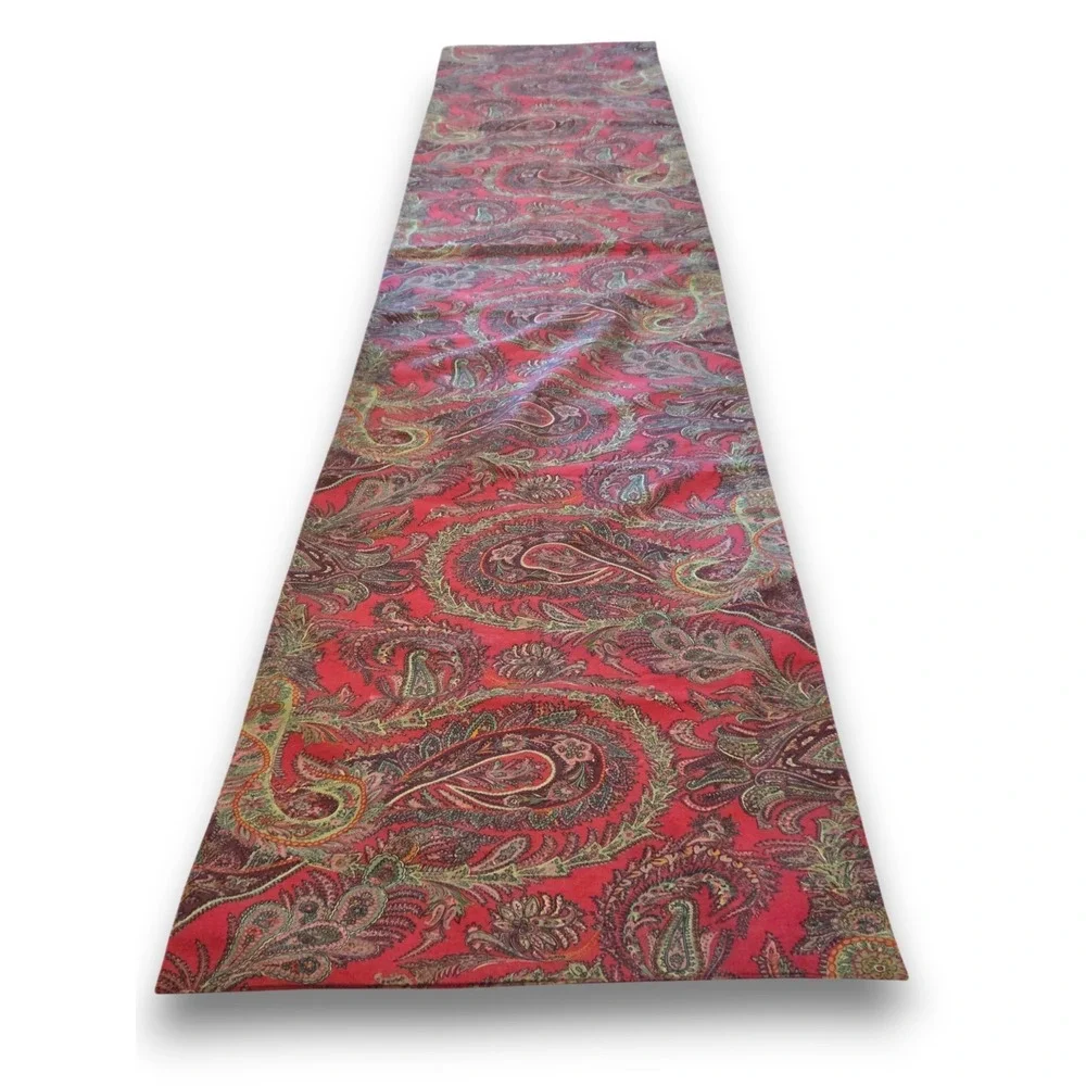 Pottery Barn Caroline Red Green Paisley Table Runner Cotton Linen Blend 18x108